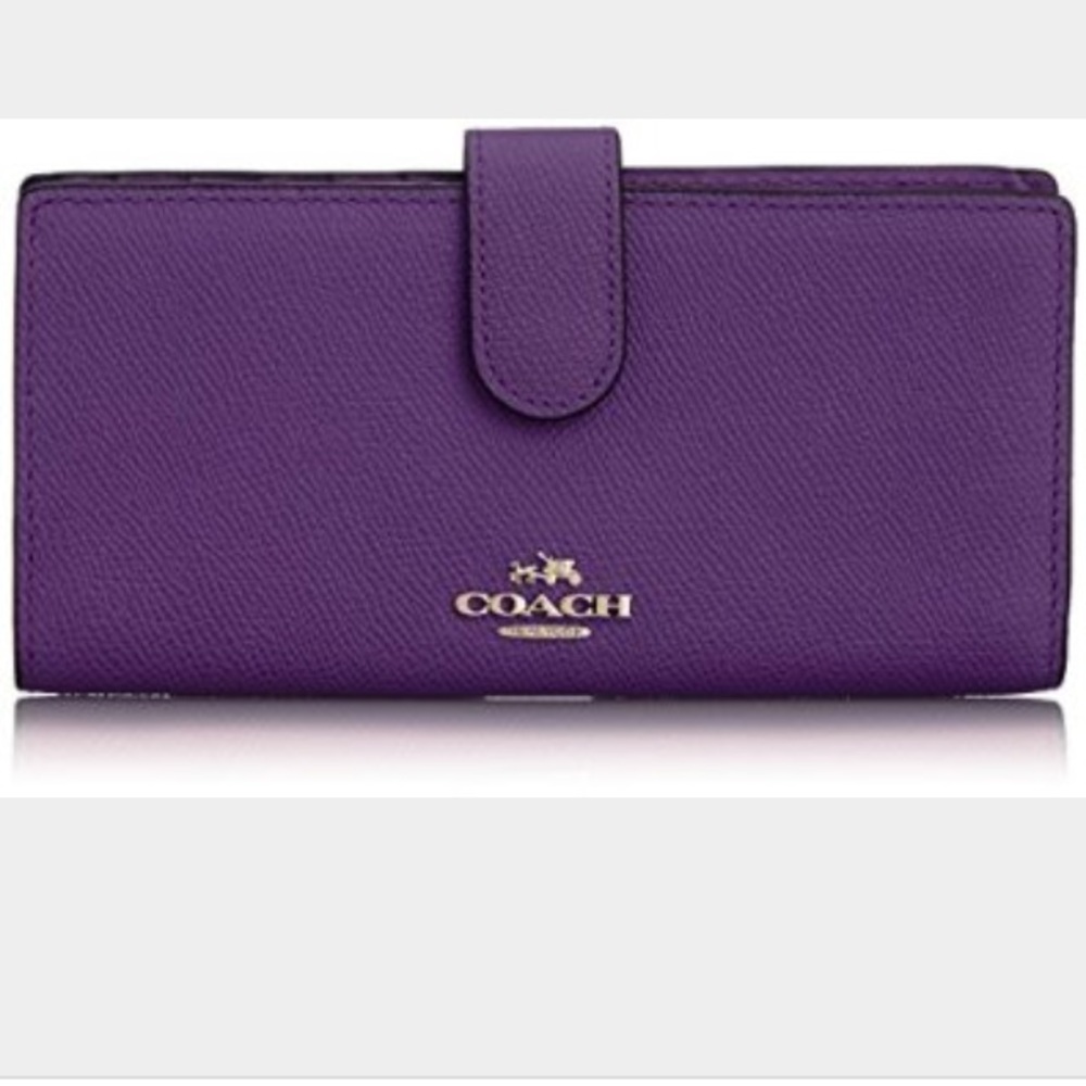 Coach wallet 💯% Authentic